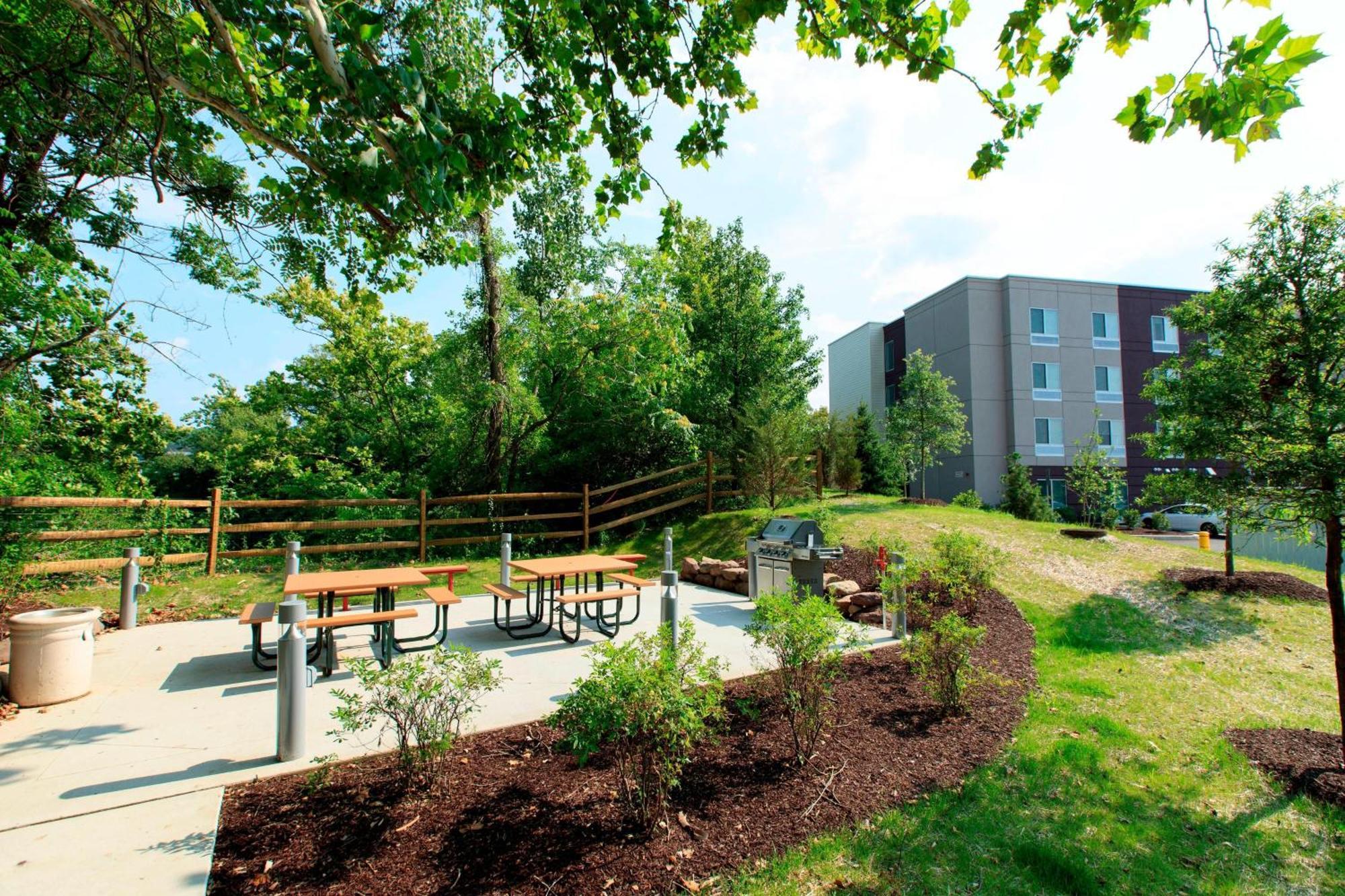 Fairfield & By Marriott Philadelphia Valley Forge/great Valley 3*